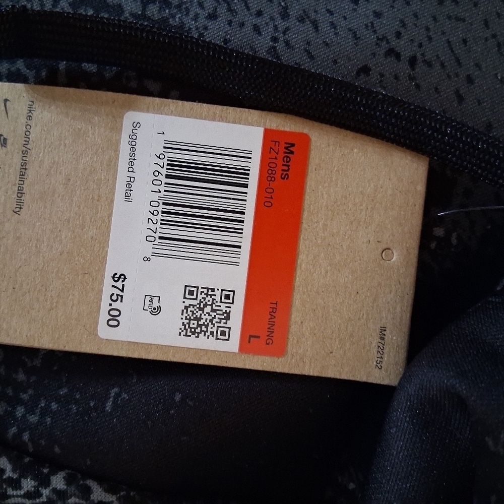 Nike Men's Black Hoodie Large NWT - Picture 3 of 10